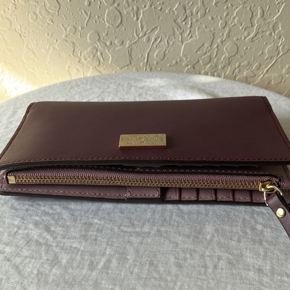 Kate Spade: Plum Purple Leather Bifold Card Wallet- Snap Closure - Picture 13 of 16